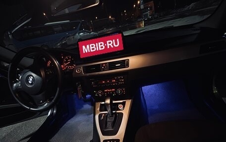 BMW 3 серия, 2011 год, 1 050 000 рублей, 13 фотография