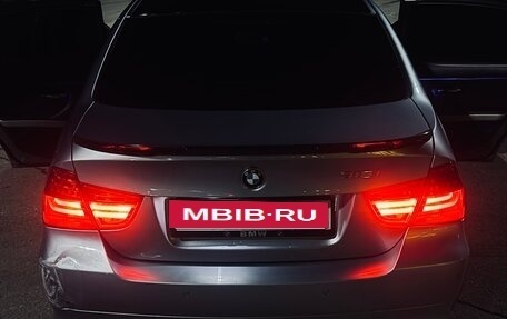 BMW 3 серия, 2011 год, 1 050 000 рублей, 15 фотография