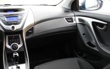 Hyundai Elantra V, 2011 год, 1 000 000 рублей, 9 фотография