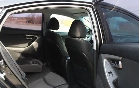 Hyundai Elantra V, 2011 год, 1 000 000 рублей, 12 фотография