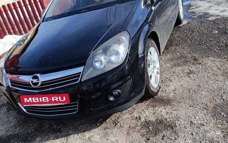 Opel Astra H, 2011 год, 550 000 рублей, 3 фотография