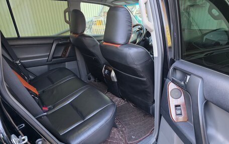 Toyota Land Cruiser Prado 150 рестайлинг 2, 2010 год, 2 950 000 рублей, 8 фотография