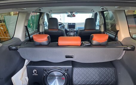 Toyota Land Cruiser Prado 150 рестайлинг 2, 2010 год, 2 950 000 рублей, 11 фотография