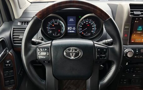 Toyota Land Cruiser Prado 150 рестайлинг 2, 2010 год, 2 950 000 рублей, 13 фотография