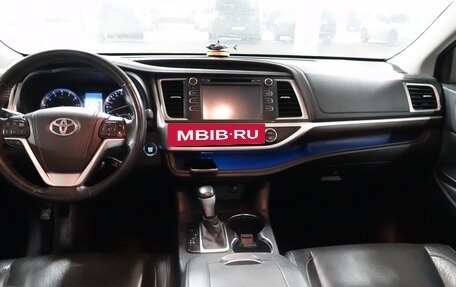 Toyota Highlander III, 2014 год, 3 150 000 рублей, 3 фотография