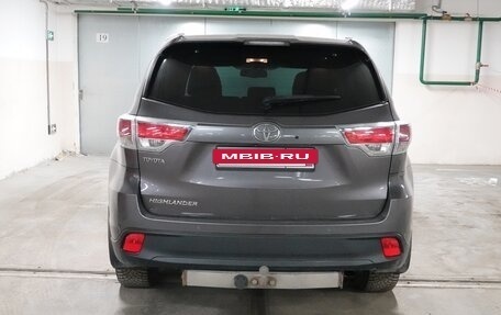 Toyota Highlander III, 2014 год, 3 150 000 рублей, 5 фотография