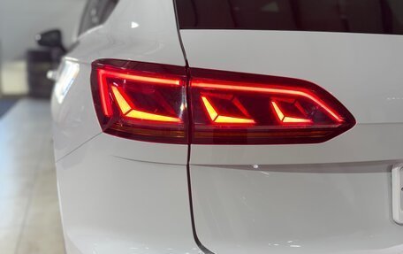 Volkswagen Touareg III, 2019 год, 4 400 000 рублей, 13 фотография