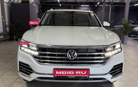 Volkswagen Touareg III, 2019 год, 4 400 000 рублей, 8 фотография
