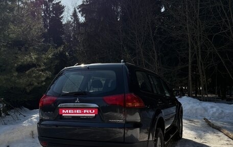 Mitsubishi Pajero Sport II рестайлинг, 2012 год, 2 000 000 рублей, 10 фотография