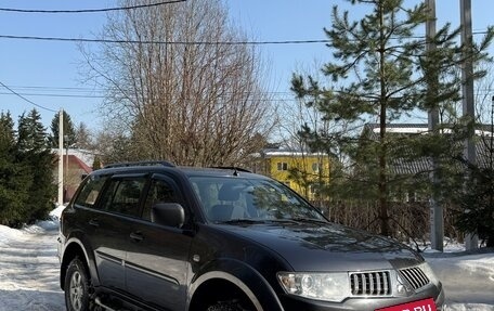 Mitsubishi Pajero Sport II рестайлинг, 2012 год, 2 000 000 рублей, 4 фотография