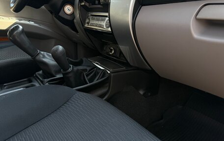 Mitsubishi Pajero Sport II рестайлинг, 2012 год, 2 000 000 рублей, 21 фотография