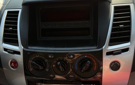 Mitsubishi Pajero Sport II рестайлинг, 2012 год, 2 000 000 рублей, 16 фотография