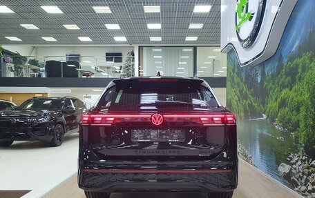 Volkswagen Tiguan, 2025 год, 5 000 000 рублей, 8 фотография