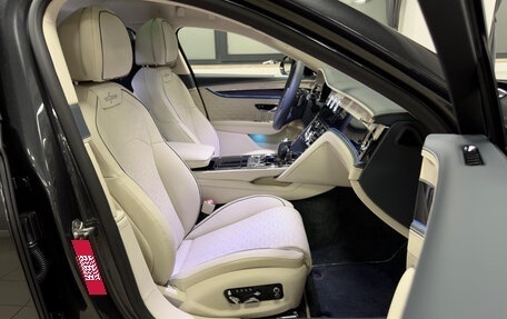 Bentley Flying Spur, 2026 год, 39 900 000 рублей, 23 фотография