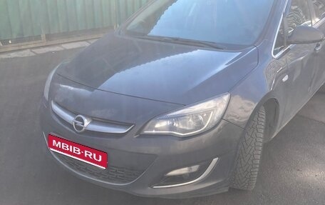 Opel Astra J, 2013 год, 600 000 рублей, 1 фотография