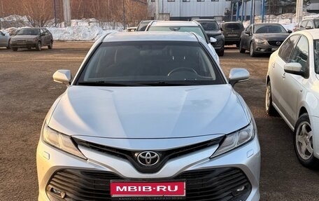 Toyota Camry, 2018 год, 2 780 000 рублей, 1 фотография