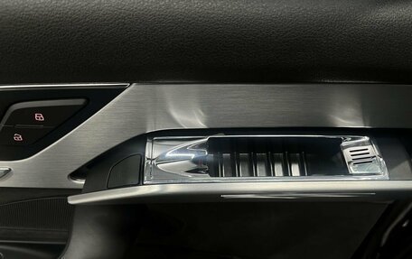 Audi A8, 2012 год, 1 799 777 рублей, 18 фотография