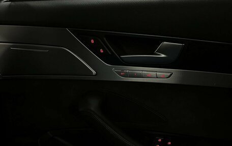 Audi A8, 2012 год, 1 799 777 рублей, 29 фотография