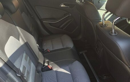 Mercedes-Benz GLA, 2015 год, 1 650 000 рублей, 9 фотография