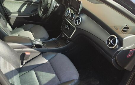 Mercedes-Benz GLA, 2015 год, 1 650 000 рублей, 10 фотография