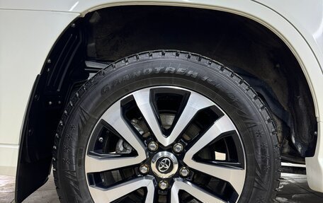 Toyota Land Cruiser 200, 2019 год, 8 500 000 рублей, 32 фотография