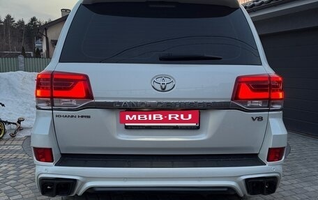 Toyota Land Cruiser 200, 2019 год, 8 500 000 рублей, 24 фотография