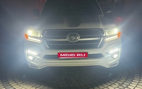 Toyota Land Cruiser 200, 2019 год, 8 500 000 рублей, 27 фотография