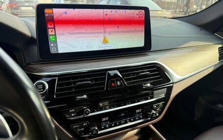 BMW 5 серия, 2021 год, 5 700 000 рублей, 21 фотография