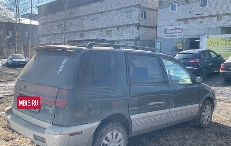 Mitsubishi Chariot III, 1995 год, 75 000 рублей, 3 фотография