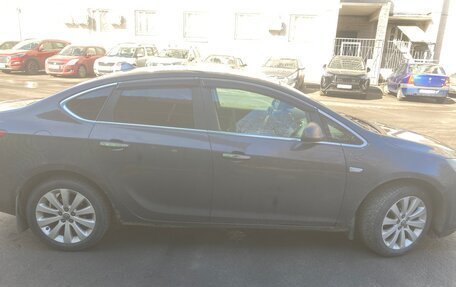 Opel Astra J, 2013 год, 600 000 рублей, 5 фотография