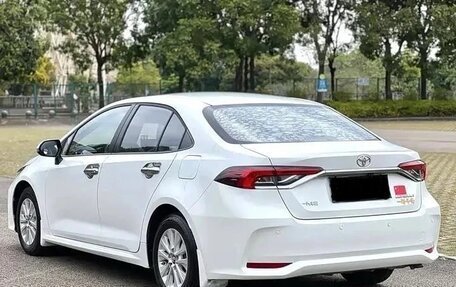 Toyota Corolla, 2022 год, 1 600 000 рублей, 2 фотография