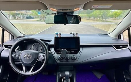 Toyota Corolla, 2022 год, 1 600 000 рублей, 10 фотография