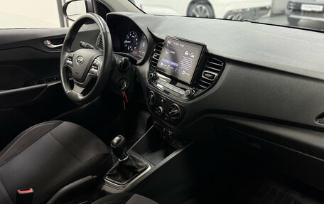 Hyundai Solaris II рестайлинг, 2021 год, 1 590 000 рублей, 8 фотография