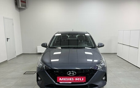 Hyundai Solaris II рестайлинг, 2021 год, 1 590 000 рублей, 2 фотография