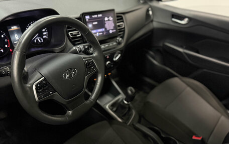 Hyundai Solaris II рестайлинг, 2021 год, 1 590 000 рублей, 11 фотография