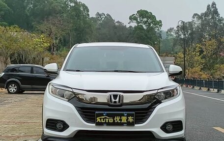 Honda Vezel, 2022 год, 1 684 000 рублей, 2 фотография