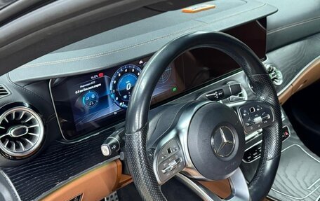 Mercedes-Benz E-Класс, 2018 год, 3 900 000 рублей, 3 фотография