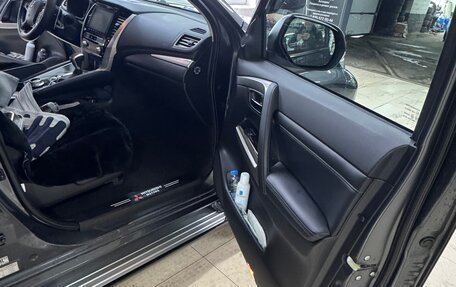 Mitsubishi Pajero Sport III рестайлинг, 2021 год, 4 500 000 рублей, 7 фотография