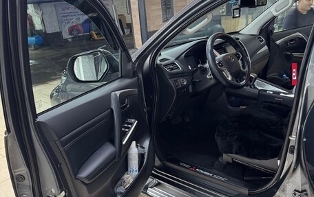 Mitsubishi Pajero Sport III рестайлинг, 2021 год, 4 500 000 рублей, 5 фотография