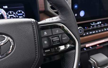 Toyota Sequoia, 2025 год, 15 990 000 рублей, 9 фотография