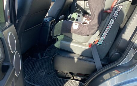 Land Rover Discovery III, 2008 год, 1 500 000 рублей, 32 фотография