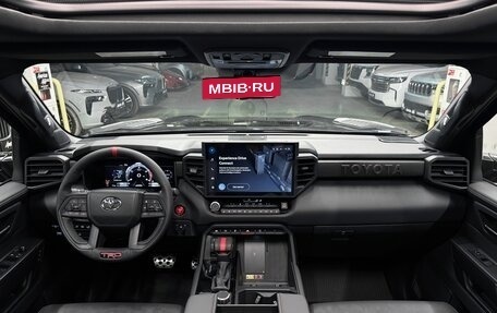 Toyota Sequoia, 2025 год, 15 990 000 рублей, 2 фотография