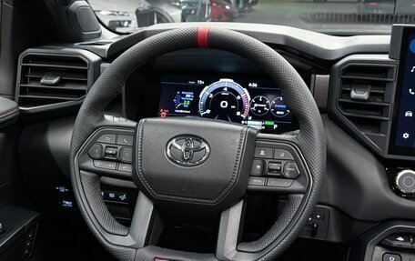 Toyota Sequoia, 2025 год, 15 990 000 рублей, 18 фотография