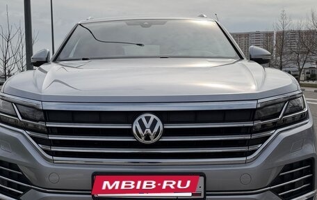 Volkswagen Touareg III, 2020 год, 6 500 000 рублей, 2 фотография