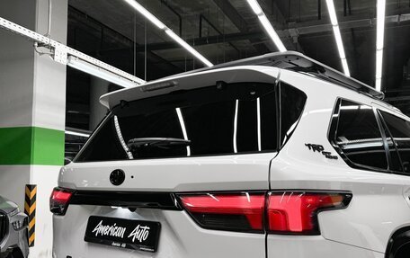 Toyota Sequoia, 2025 год, 15 990 000 рублей, 11 фотография