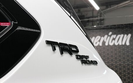 Toyota Sequoia, 2025 год, 15 990 000 рублей, 10 фотография