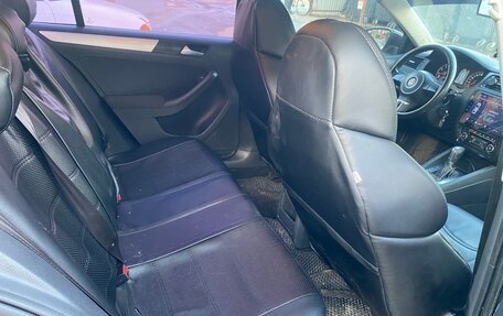 Volkswagen Jetta VI, 2012 год, 750 000 рублей, 7 фотография