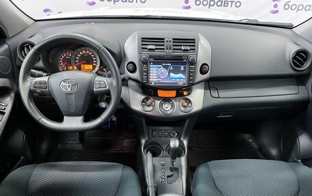 Toyota RAV4, 2011 год, 1 690 000 рублей, 7 фотография