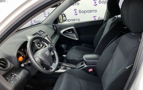 Toyota RAV4, 2011 год, 1 690 000 рублей, 12 фотография