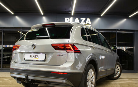 Volkswagen Tiguan II, 2017 год, 2 299 000 рублей, 6 фотография